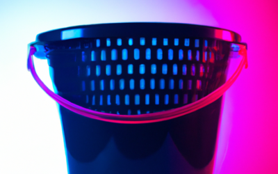 How to make a plastic bucket?